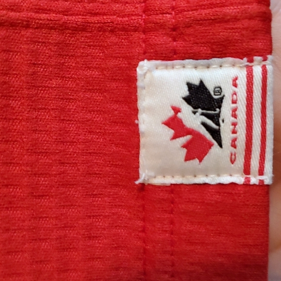 Team Canada Nike Therma-Fit 1/4 zip pullover - Picture 5 of 10